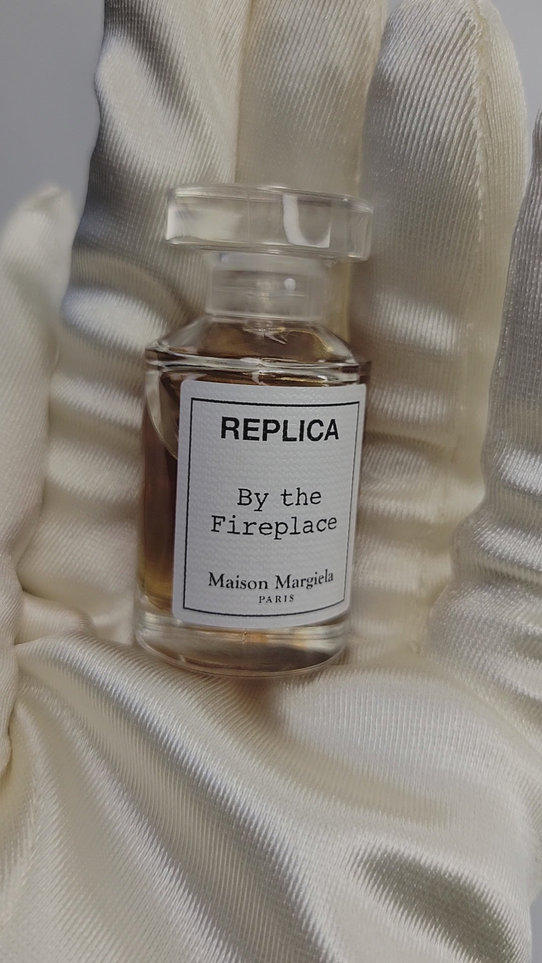 🔥 Maison Margiela Replica 7ml – By the Fireplace (Mini)